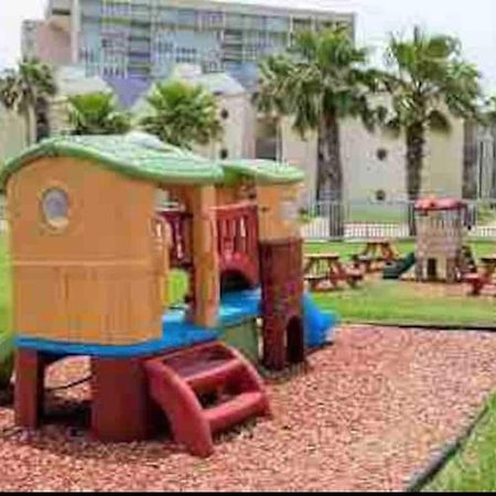 Bahia Mar Solare Tower 6Th Floor Bayview Condo 2Bd 2Ba With Pools South Padre Island Exterior foto