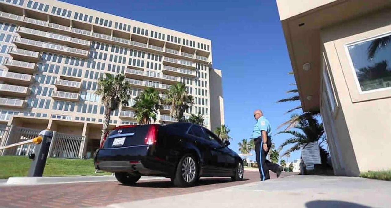 Bahia Mar Solare Tower 6Th Floor Bayview Condo 2Bd 2Ba With Pools South Padre Island Exterior foto